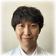 谷口　肇（たにぐち　はじめ）